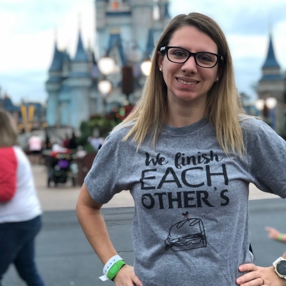 Meet your Posher, Steffany - Picture 2 of 3